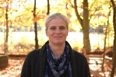 Porträtfoto von Stefanie Wirtz